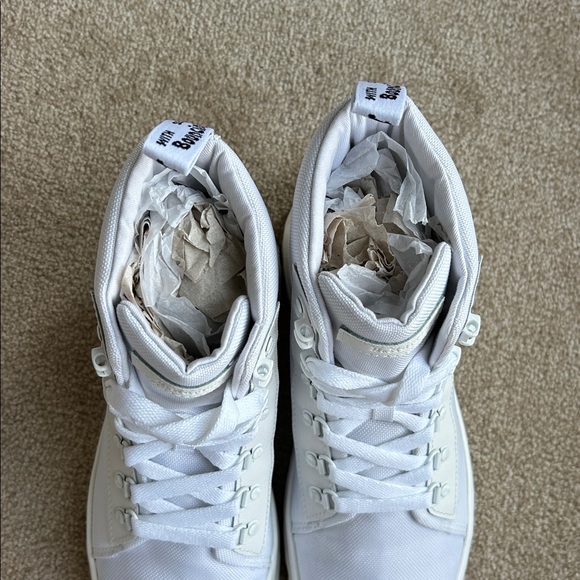 Doc Martens Mono White Poly Casual Combat Boots Air Wair Women’s size 10 - Picture 10 of 10